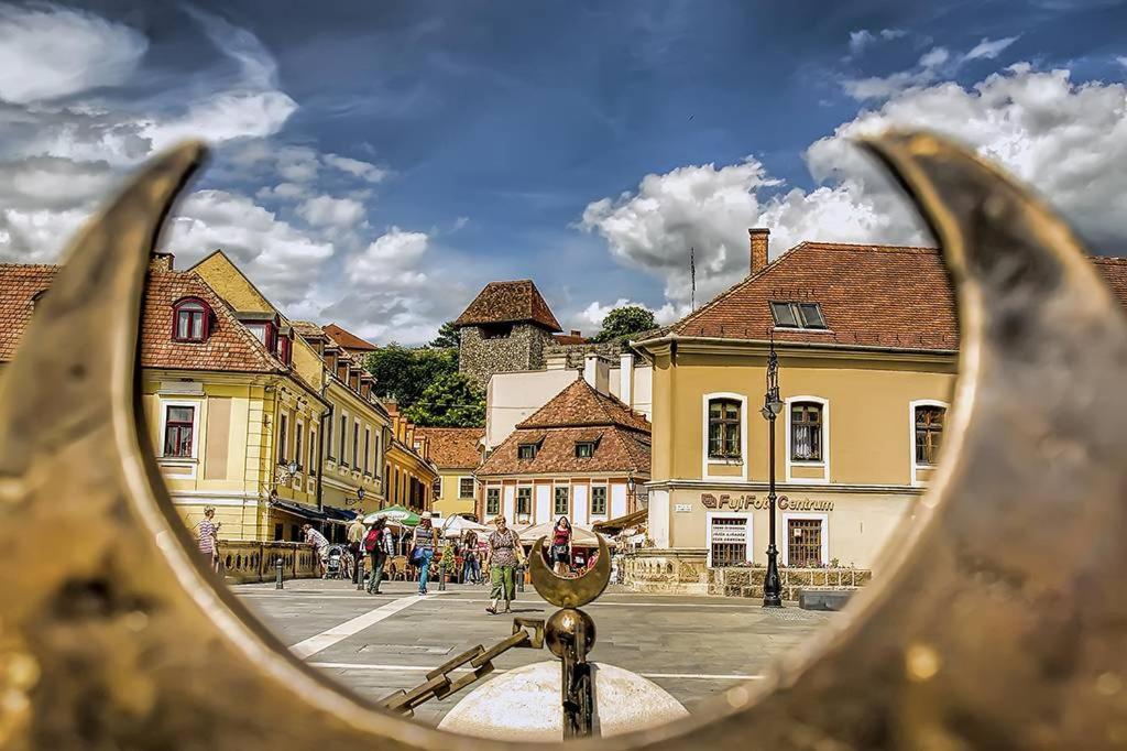 Oliaparman Eger Exterior foto